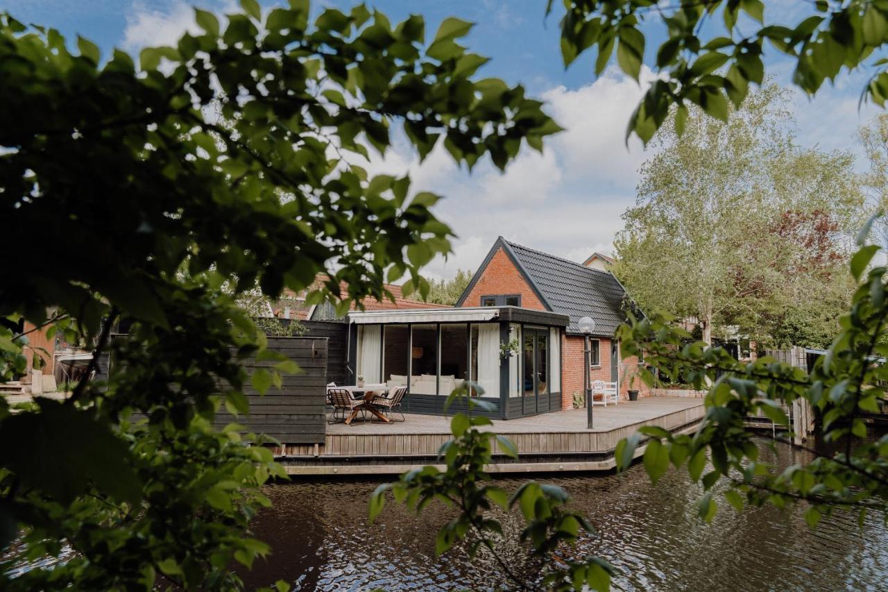 B&B Oan'T Wetter Dokkum Exterior photo